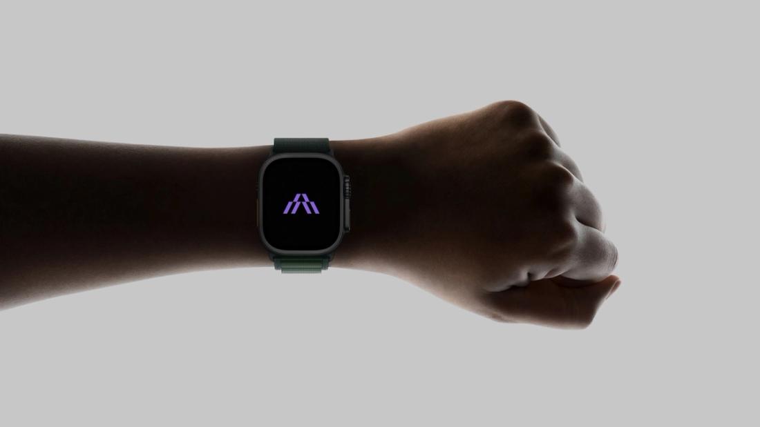 Reloj inteligente mostrando el símbolo de Tundra