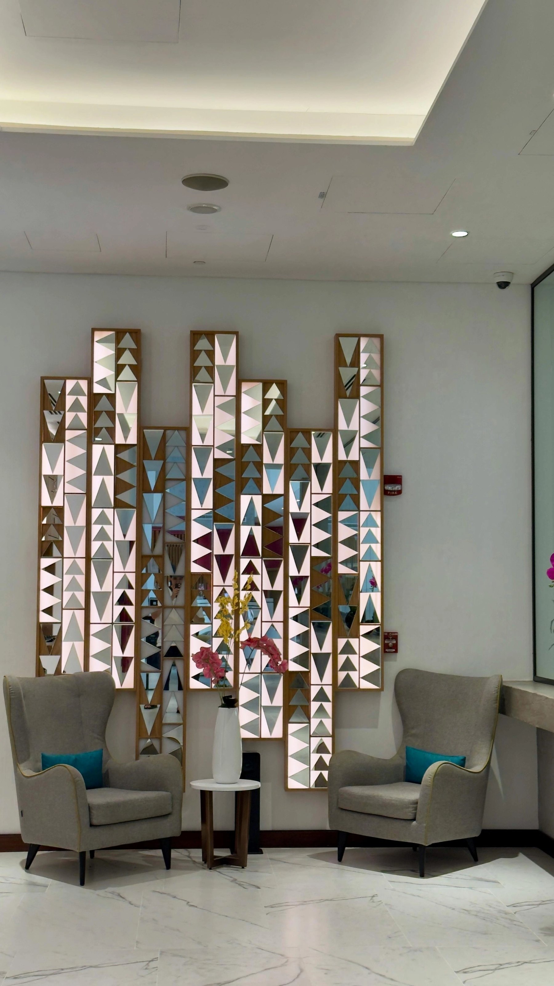 Story split image 01