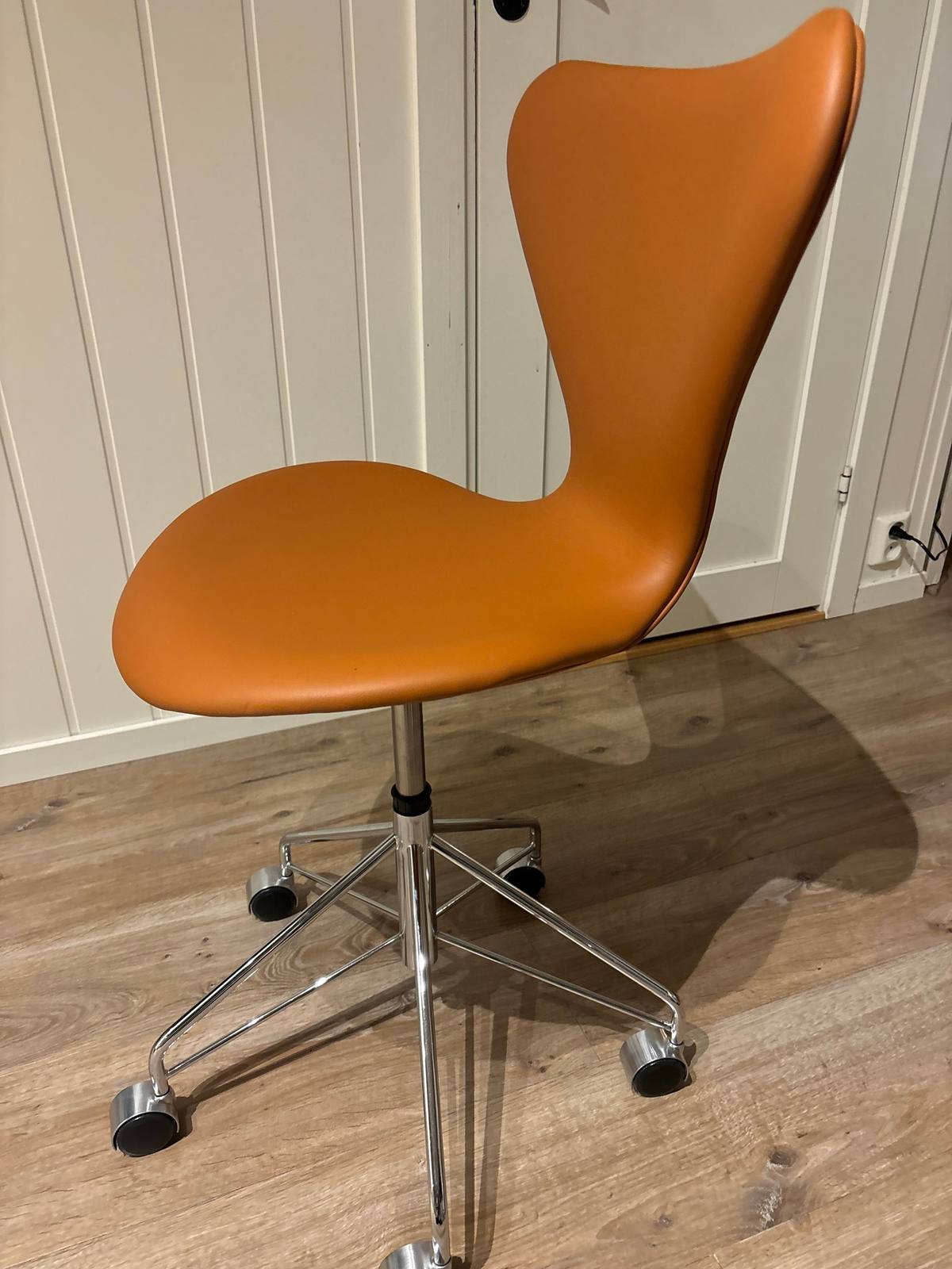 Dansk design Fritz Hansen 3117. Kontorstol – bilde 7
