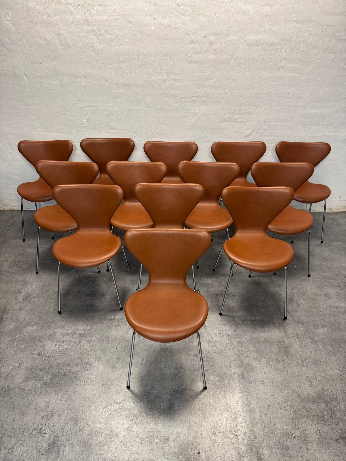 Dansk design.Fritz Hansen 3107. Syveren – bilde 2