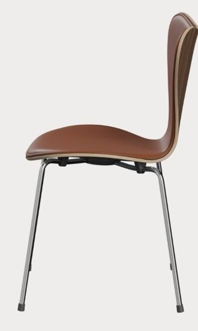 Fritz Hansen custom made 3107 i valnøtt – bilde 3