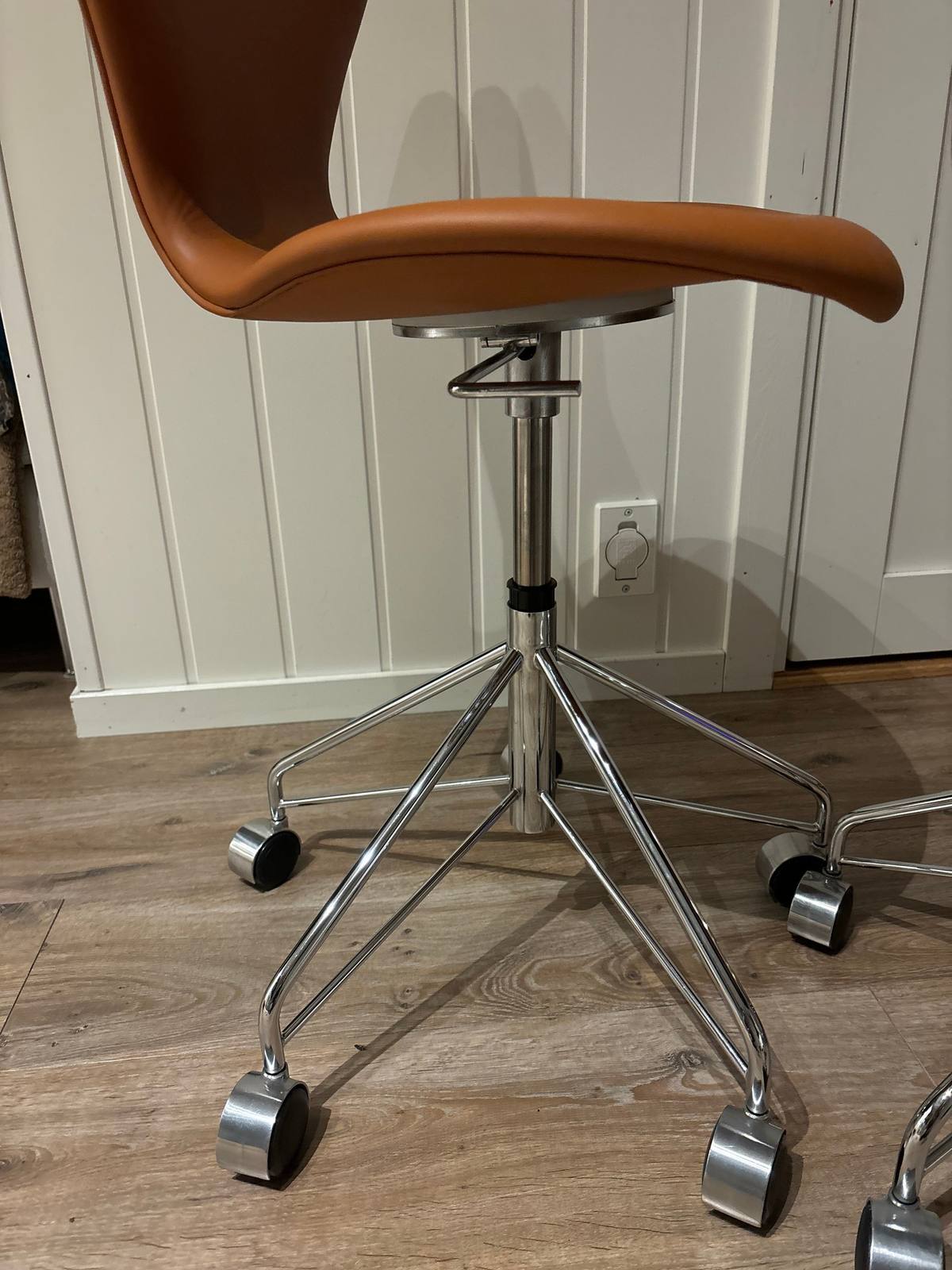 Dansk design Fritz Hansen 3117. Kontorstol – bilde 9