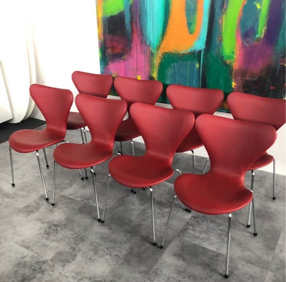 Dansk design Arne Jacobsen/ Fritz Hansen 3107 – bilde 1
