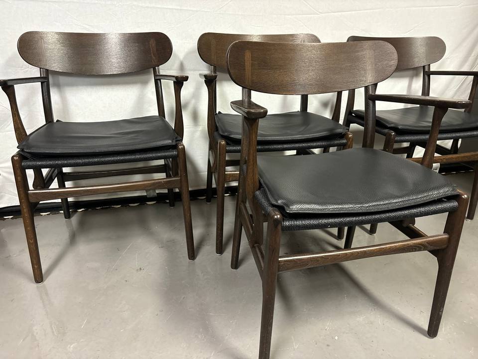 Hans J Wegner CH26 i mørk eik – bilde 7