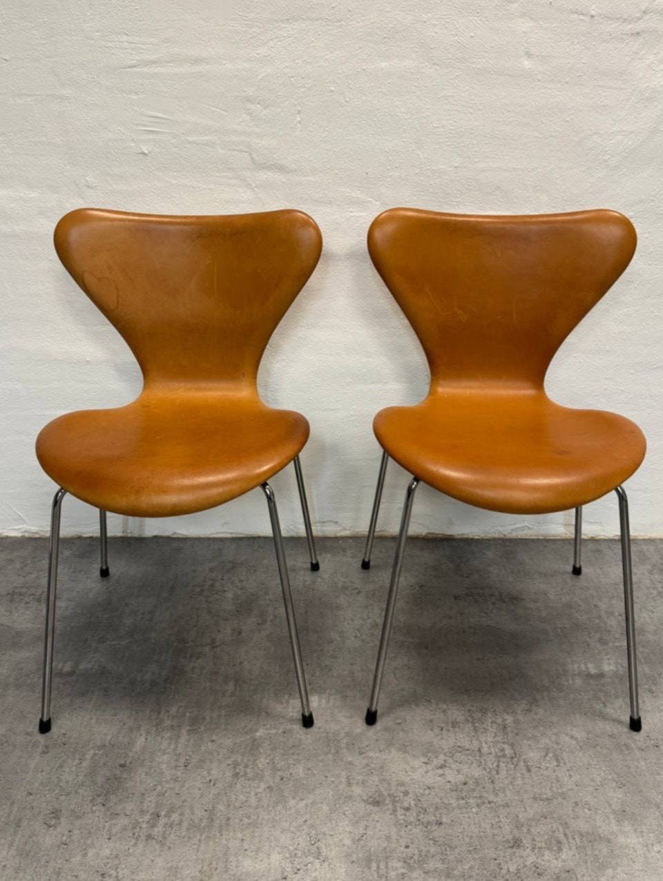 Fritz Hansen 3107 i cognac Anilin originale RED LABEL stole – bilde 3