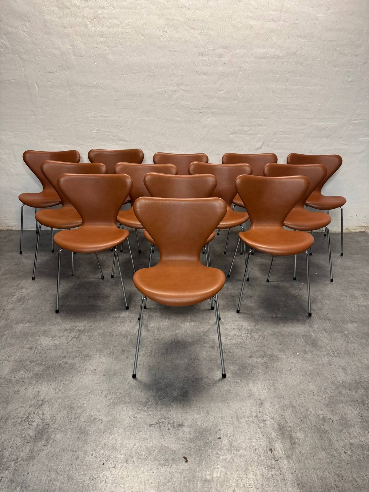 Dansk design.Fritz Hansen 3107. Syveren – bilde 1