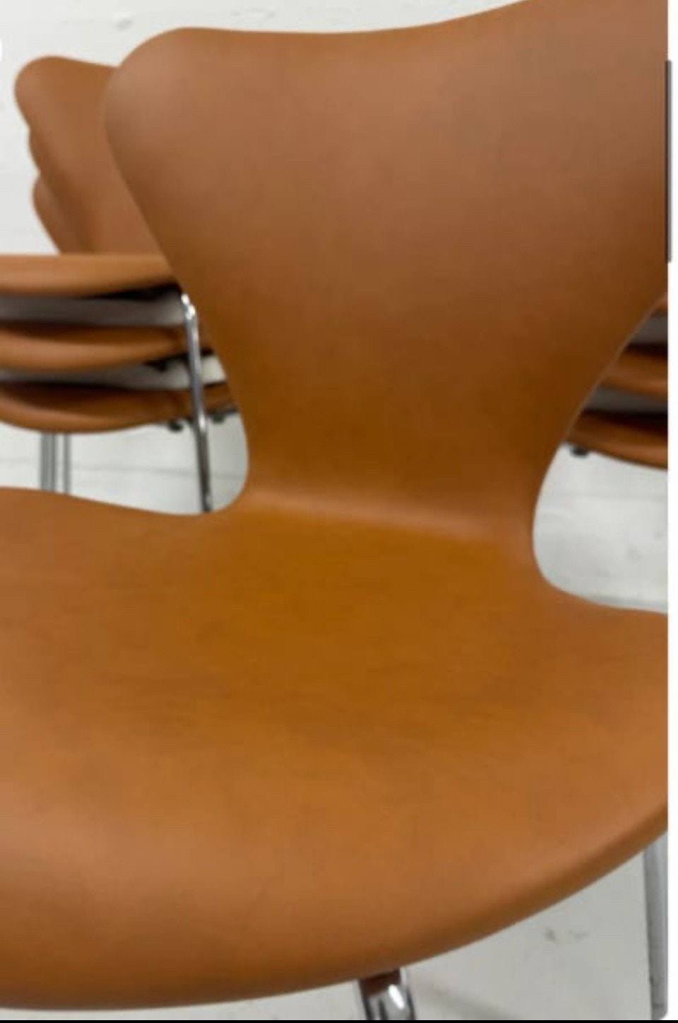 Dansk design Fritz Hansen/Arne Jacobsen – bilde 3
