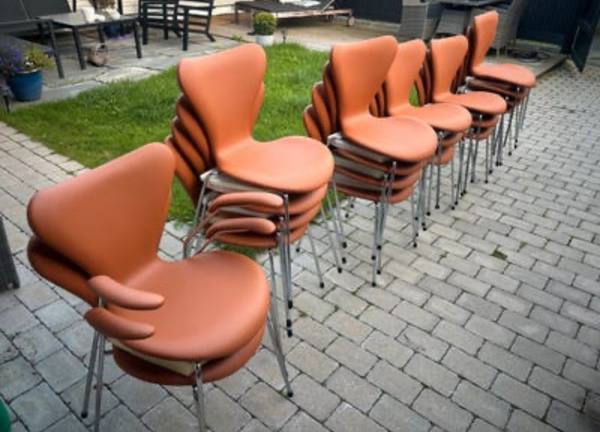 Fritz Hansen/ Arne Jacobsen 3107/3207 – bilde 9