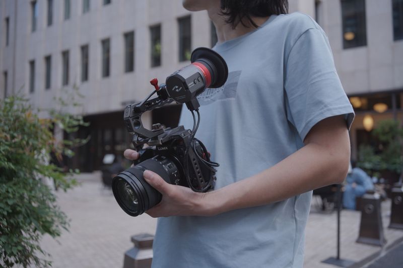 Kinefinity 发布全新 EAGLE HDMI 电子寻像器