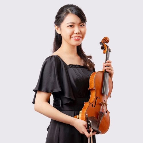 吉鷹 梨佐