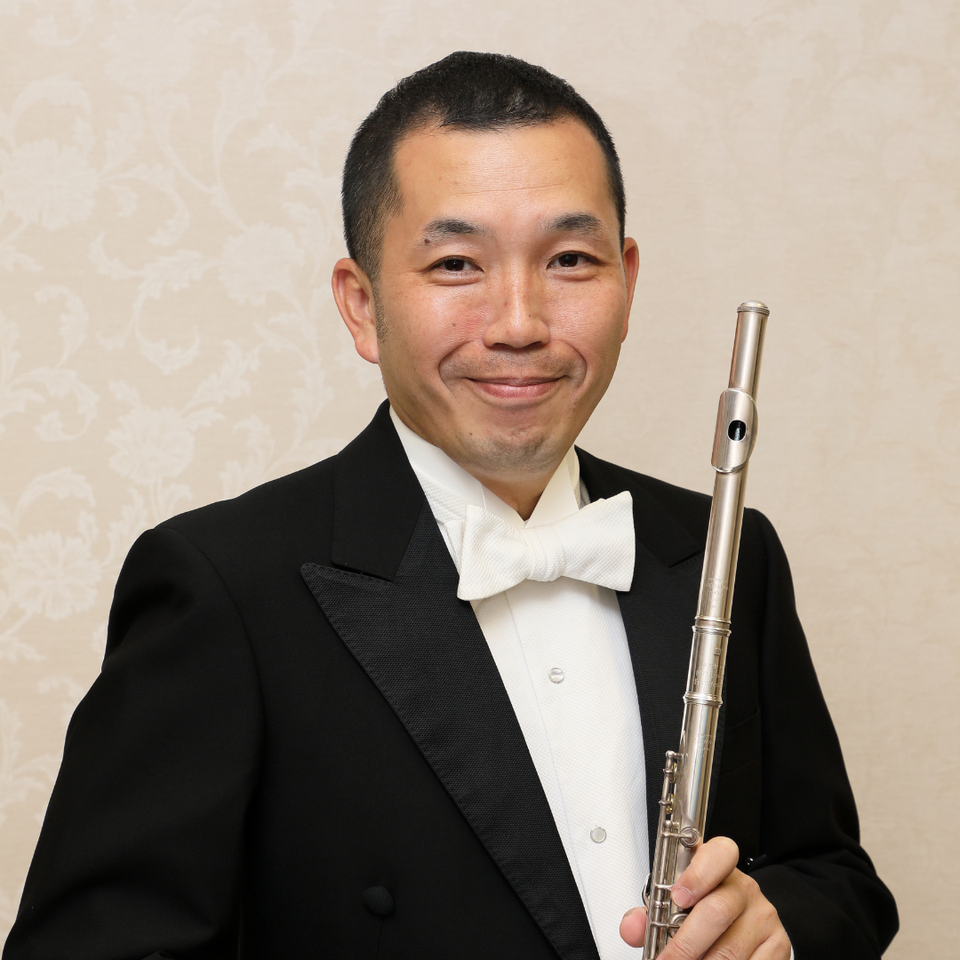 井上 登紀