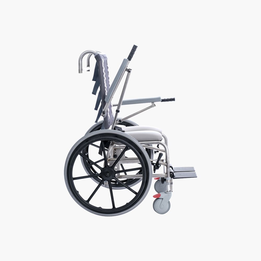 500 Children's Self Propelled Shower Chair 