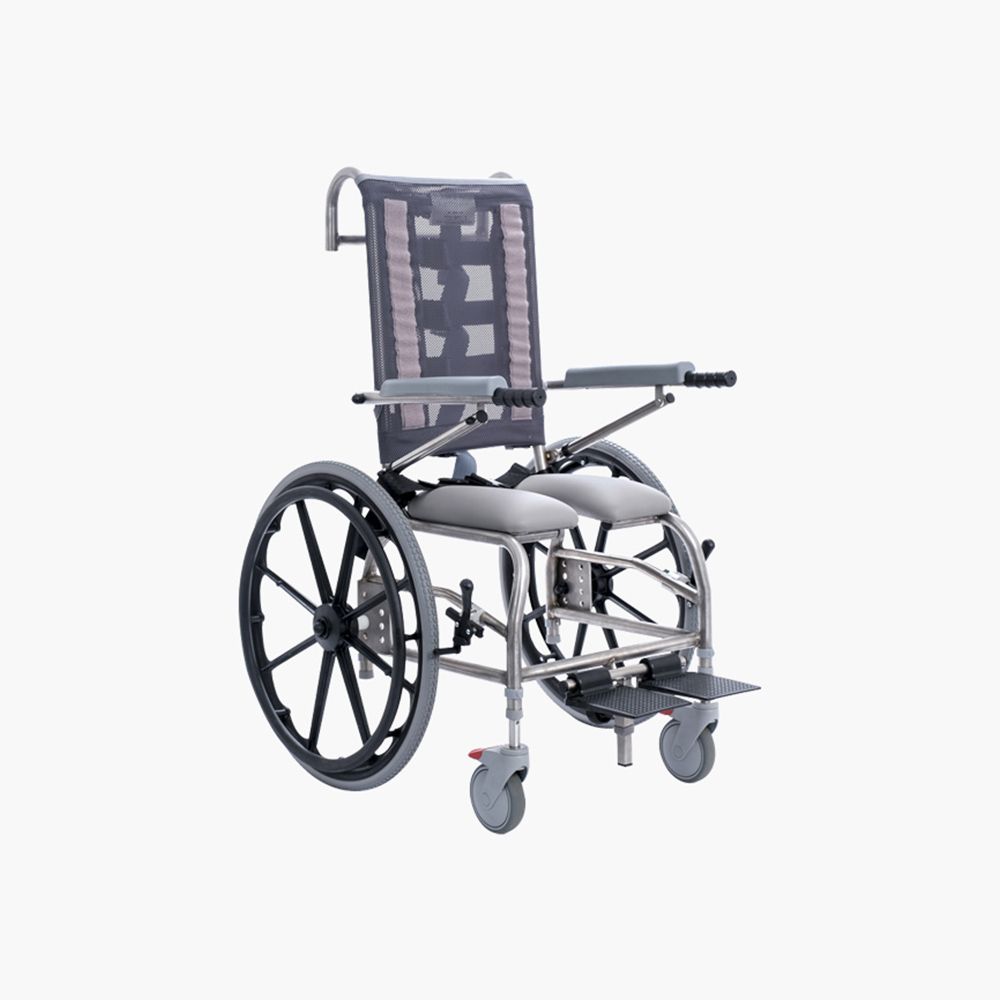 500 Children's Self Propelled Shower Chair