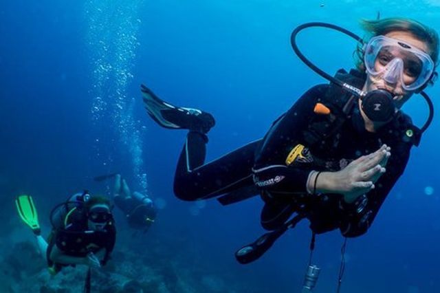 Plongeurs-centre-de-plongée-EPIC