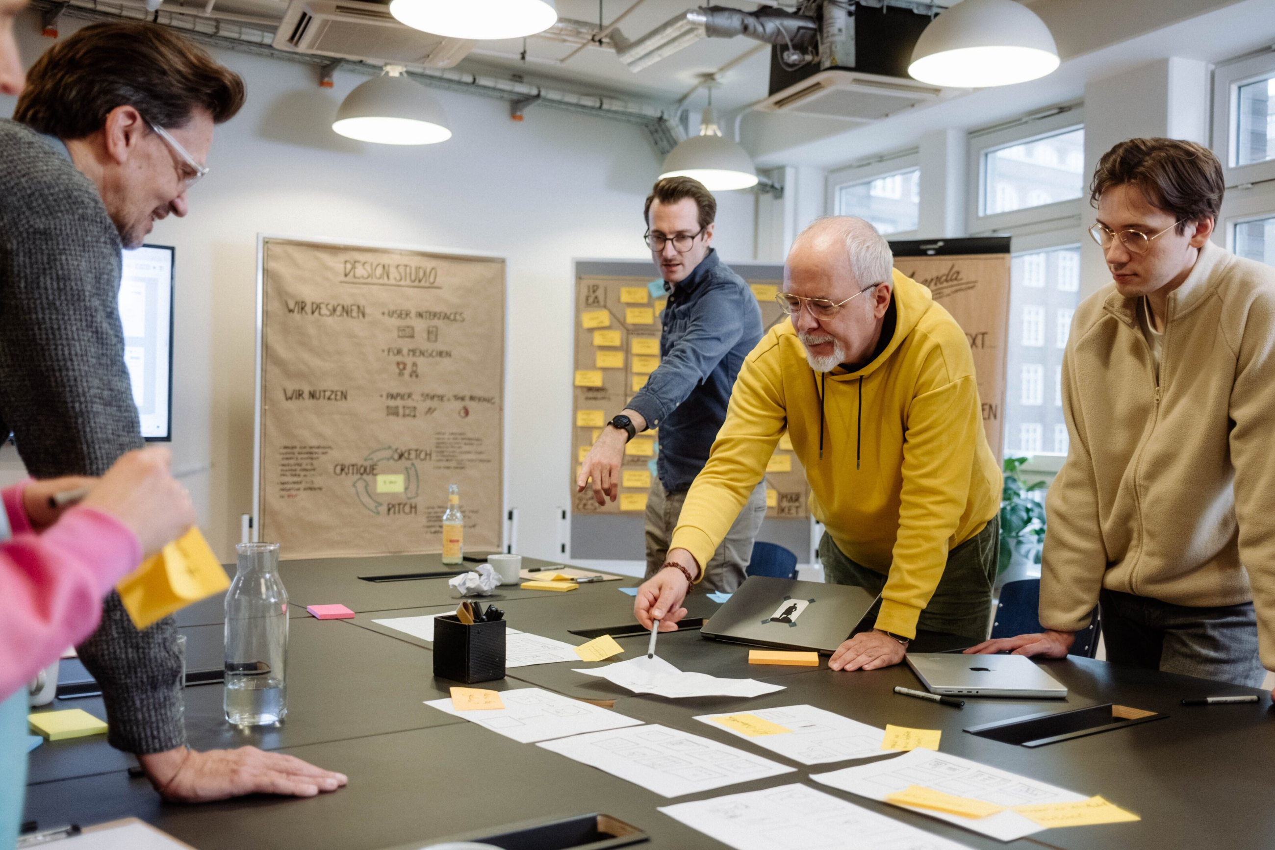 Kollegiale Führung braucht Transparenz: In unserem Infohub teilen wir Überlegungen zu neuen Marktimpulsen