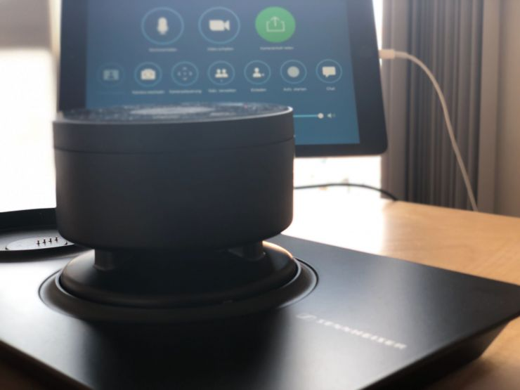 Bild eines Mikrofon-Lautsprecher-Systems