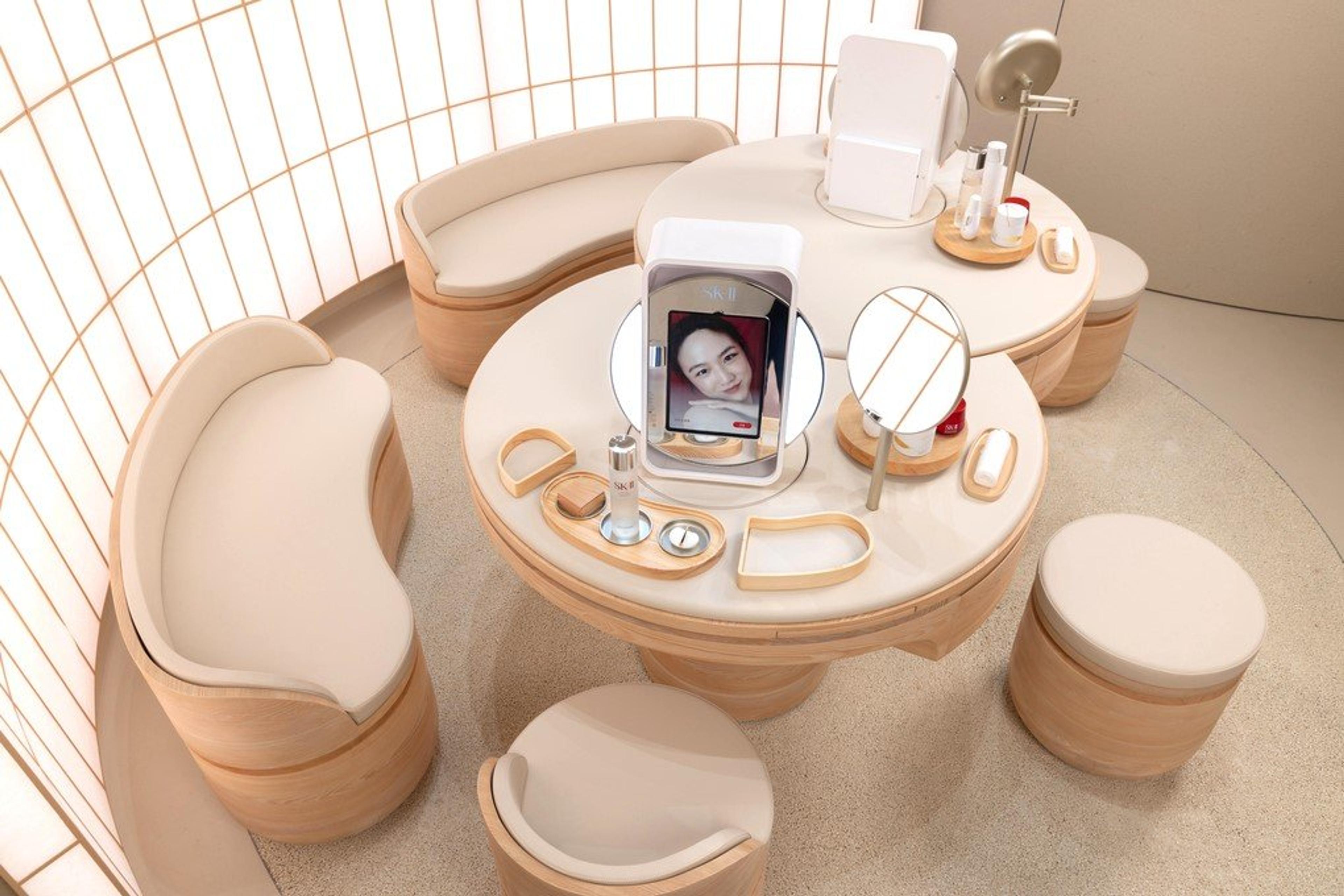 Skin Counselling Area - washi paper, Hinoki wood, intimate consultation environment