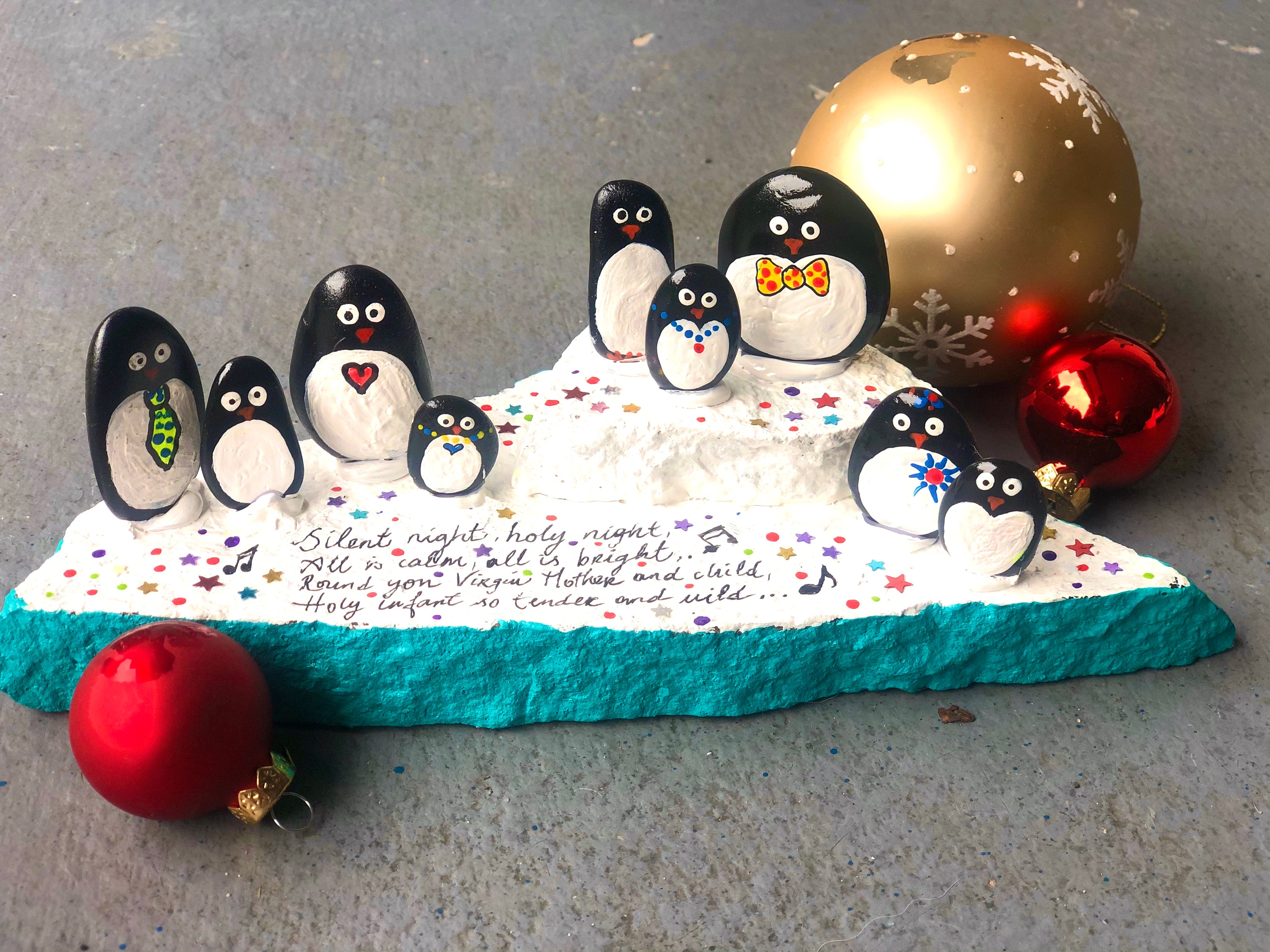 Stones & paintings: hearts and Christmas penguins & Christmas/Valentine's paintings                                                                                                 
