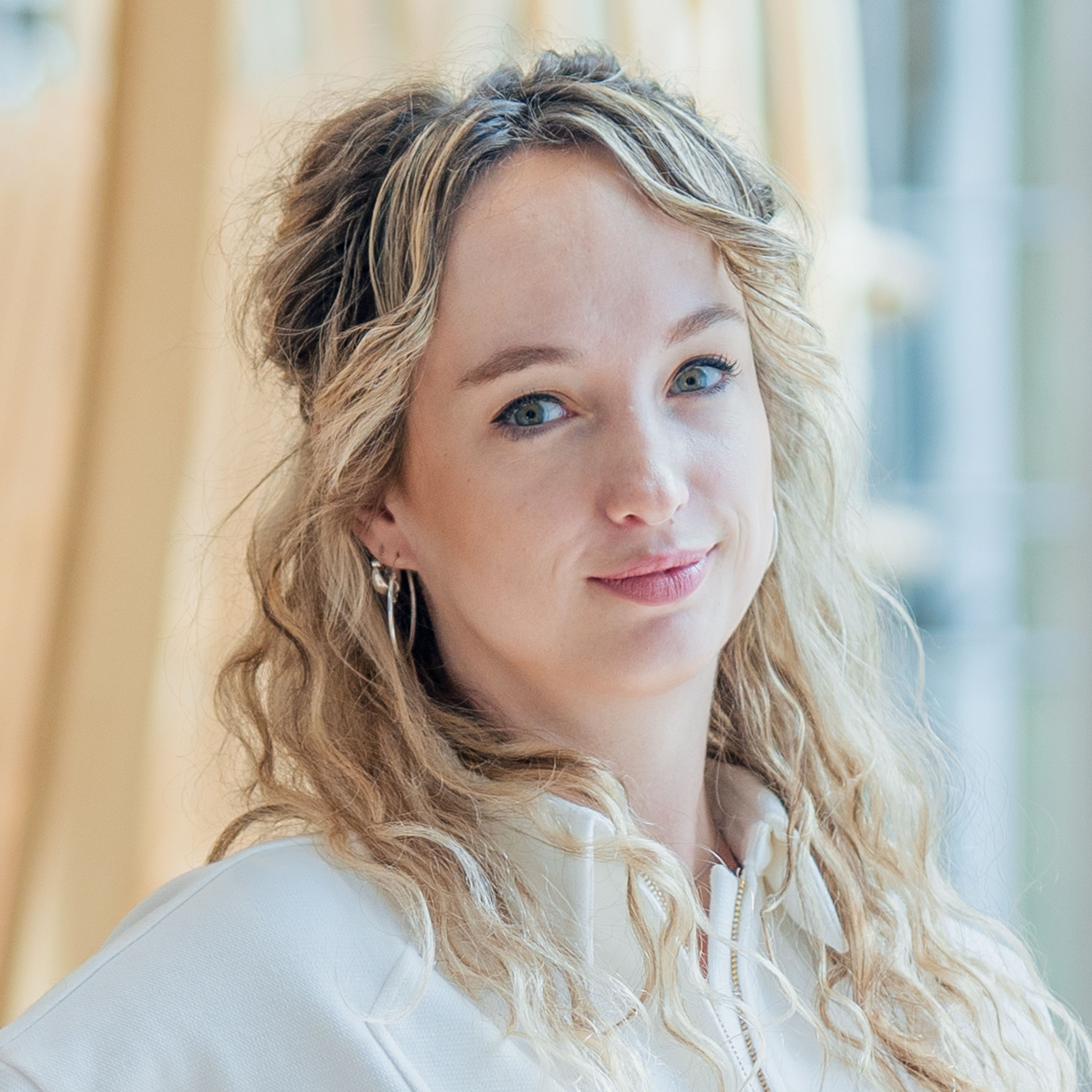 Celeste - CDD analist