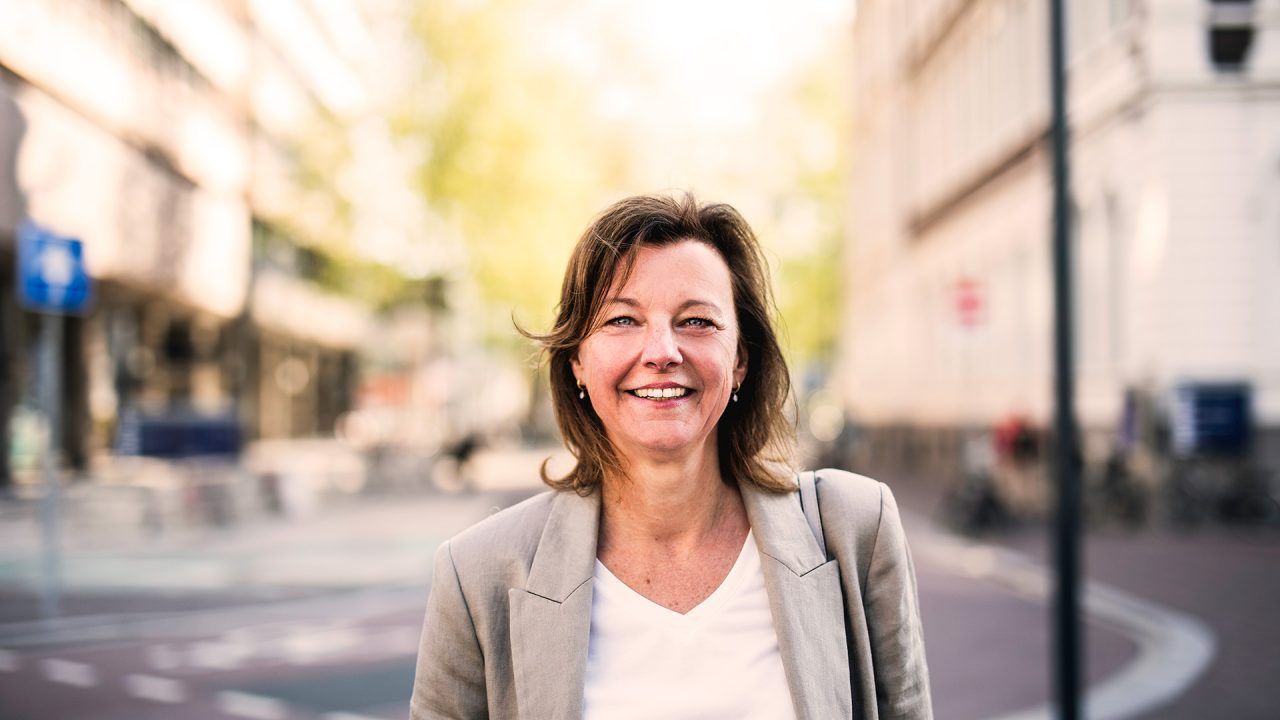 Women smiles in camera