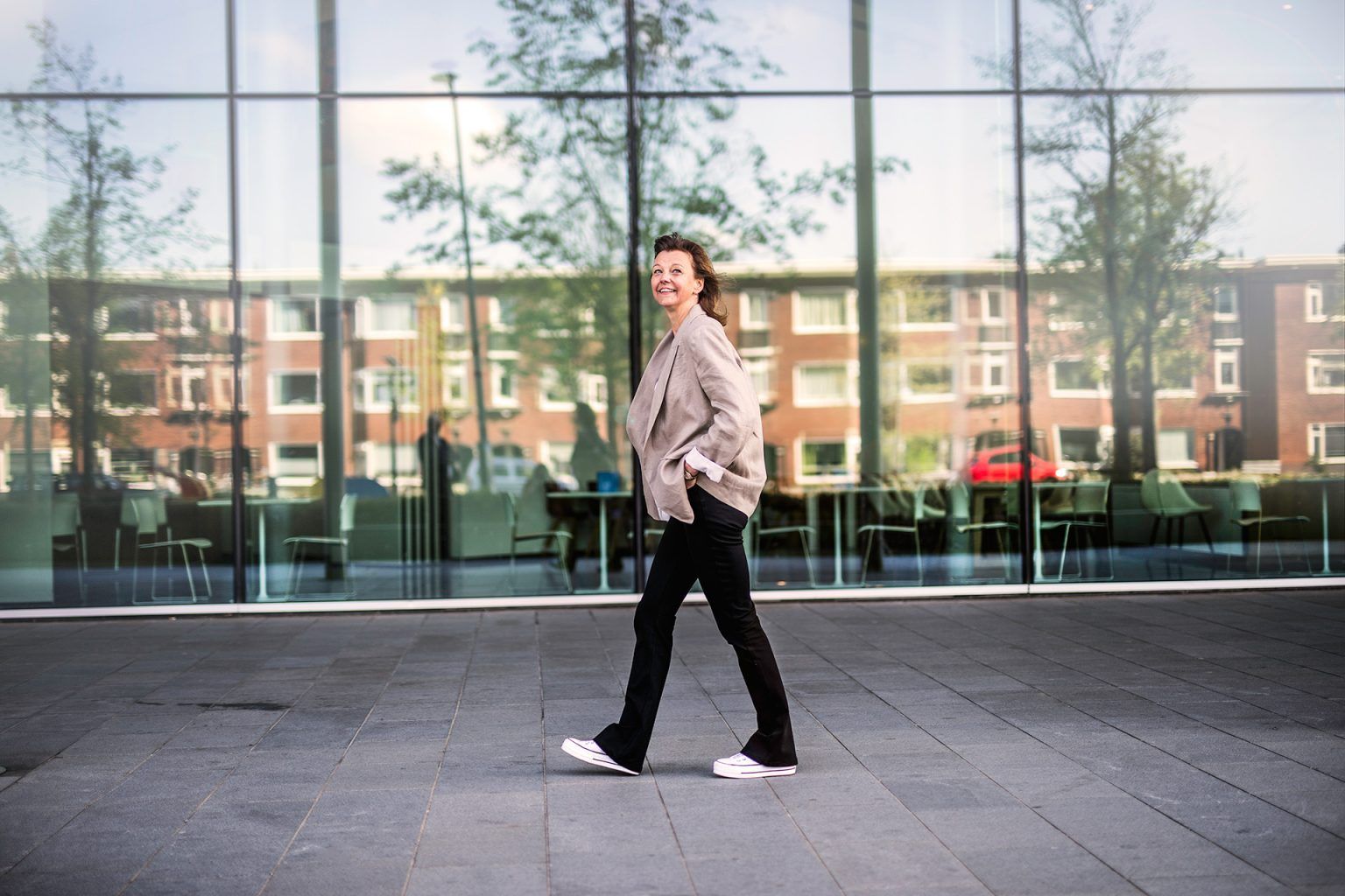 Eveline de Niet walking