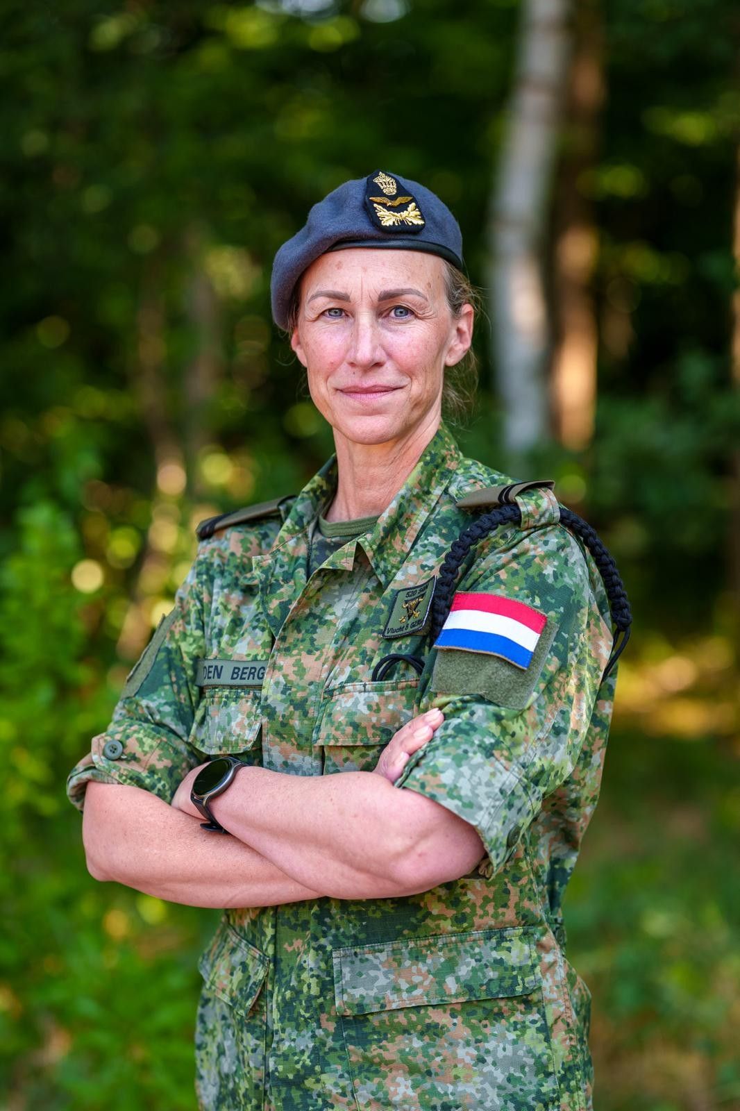 Karen in haar uniform