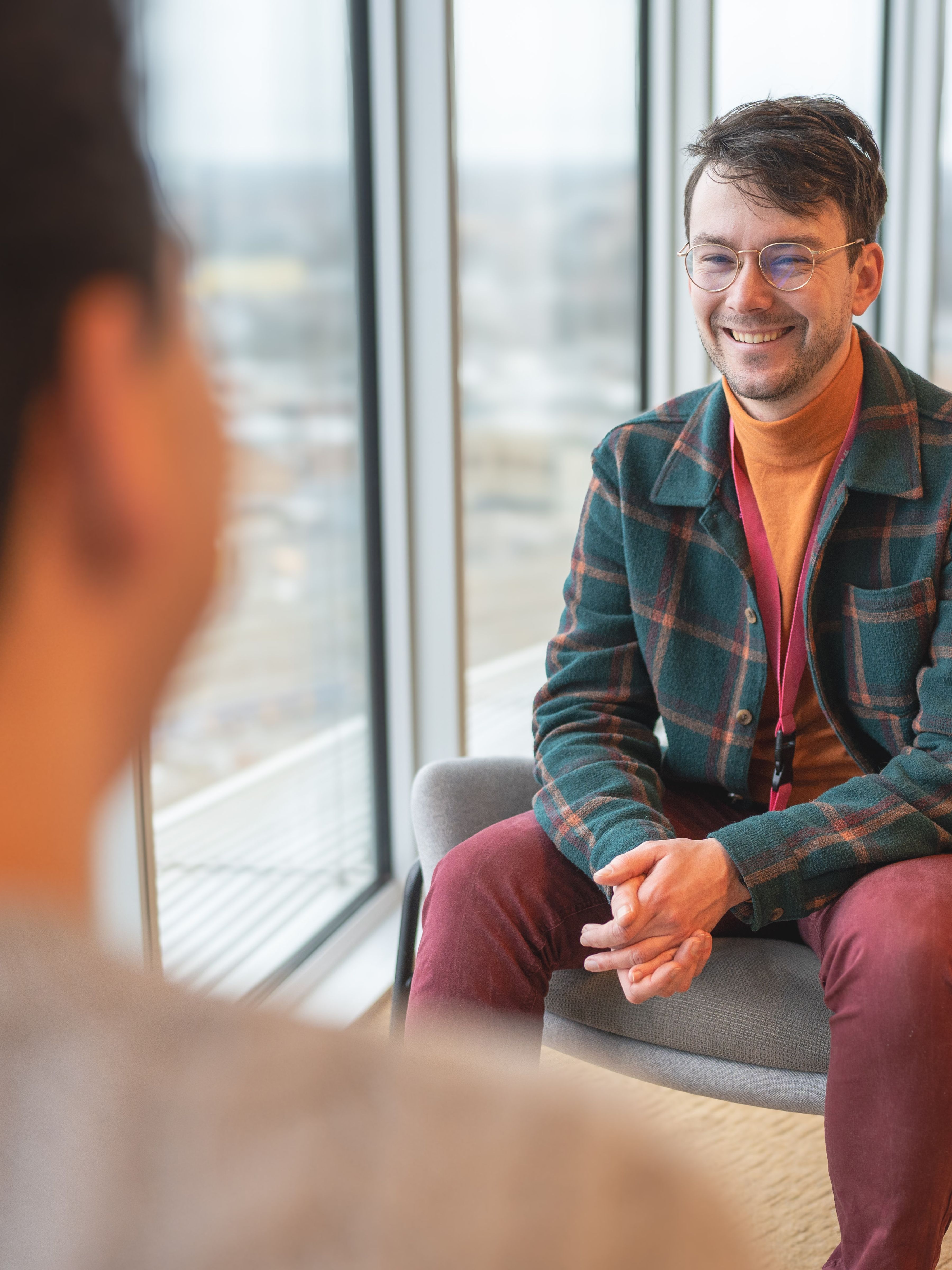two colleagues chatting informal