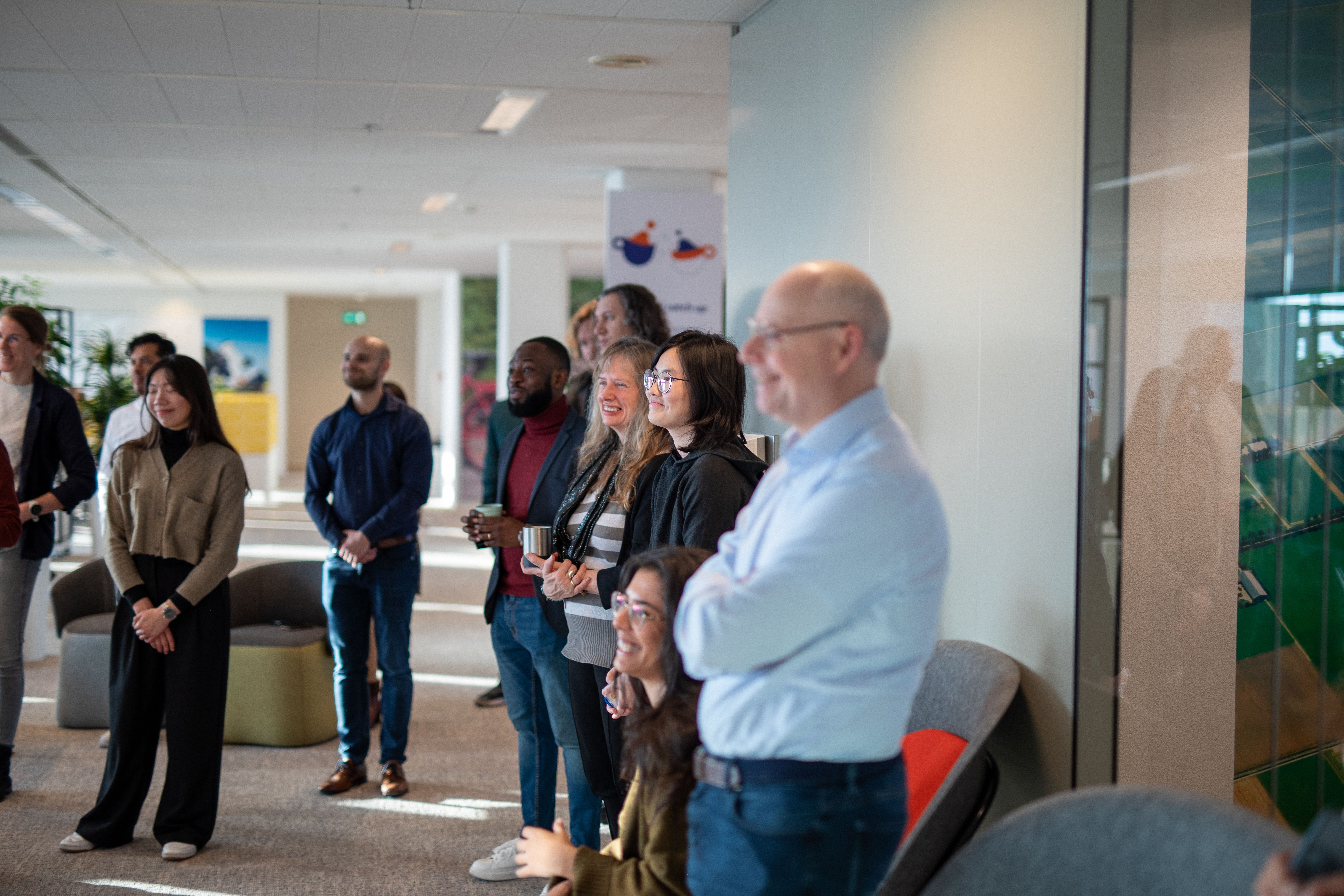 Collega's tijdens stand up