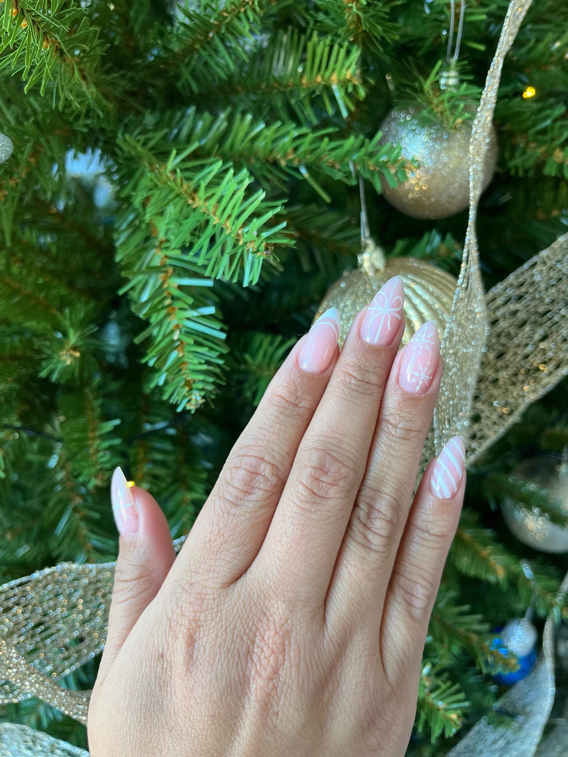 Nail art by Oksana Kafedzhy