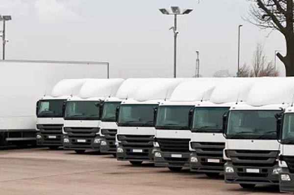 Concerned about Commercial Auto Insurance Costs? Here’s How to Manage Them