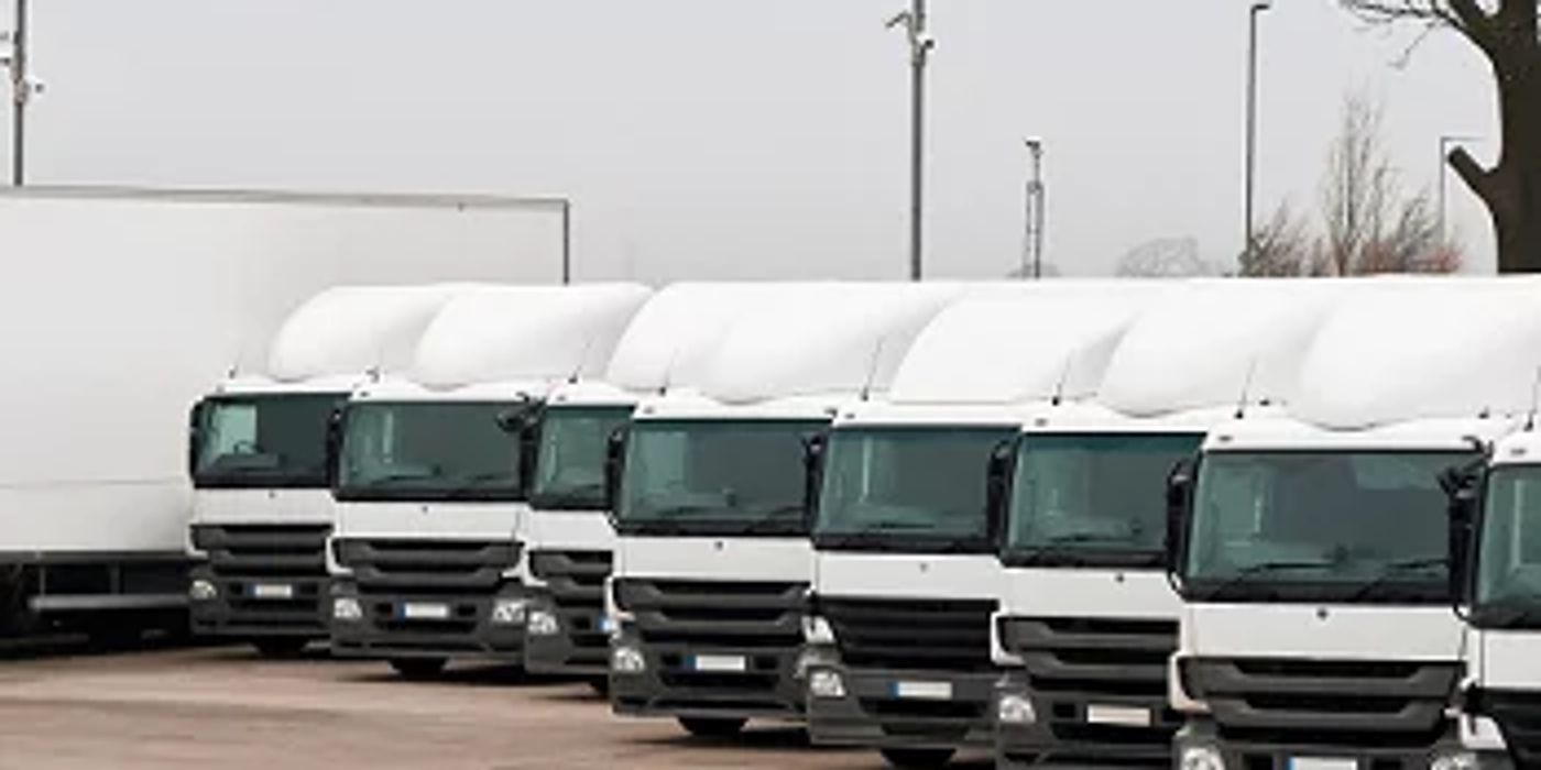 Concerned about Commercial Auto Insurance Costs? Here’s How to Manage Them