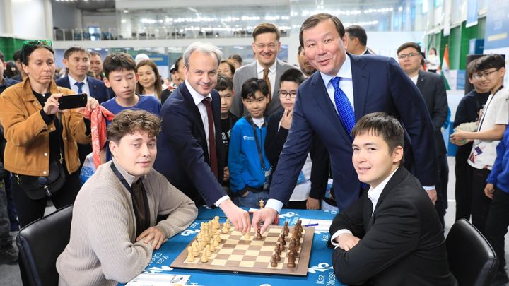 Thumbnail for article: Dvorkovich: 'Wenn irgendetwas Risiken für FIDE schafft, einschließlich Sanktionen gegen mich, werde ich zurücktreten'