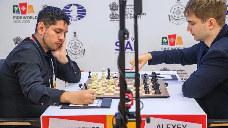 GM Jose Martinez downed GM Alexey Sarana to reach R5.