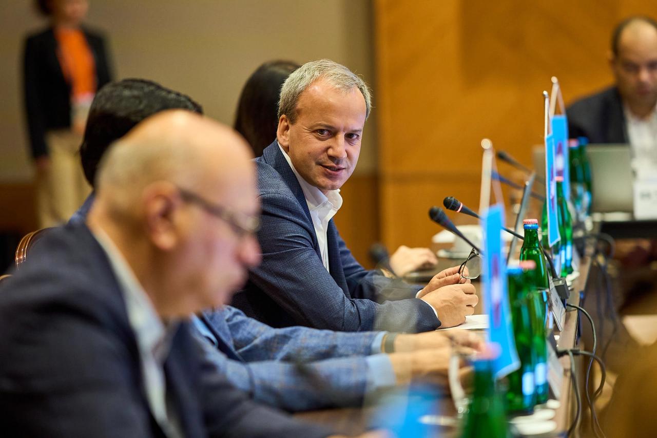 Ruský prezident FIDE Arkadij Dvorkovič. Foto: FIDE.