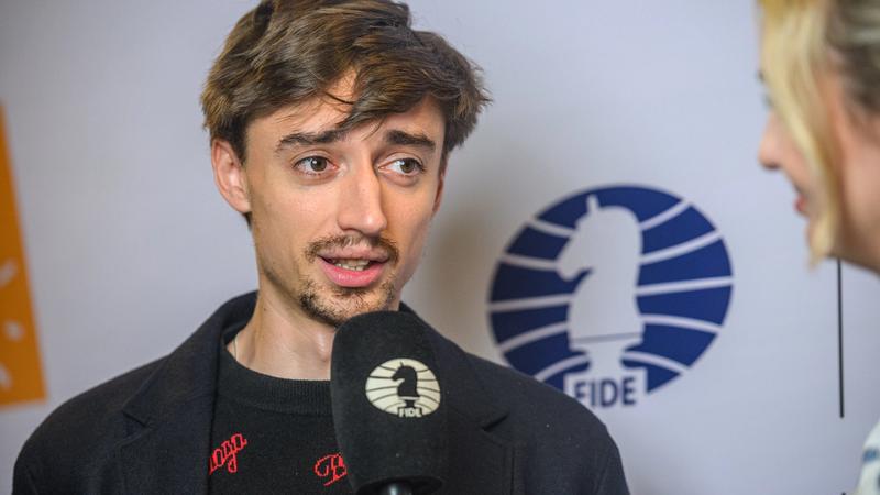 Russia's Daniil Dubov is still fighting.