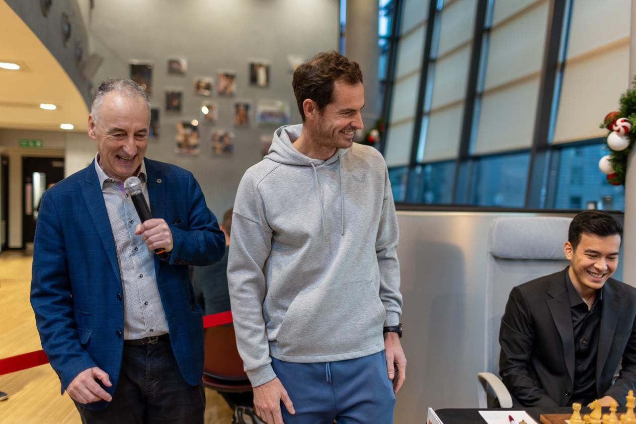 Murray a ředitel turnaje IM Malcolm Pein. Foto: Yuri Krylov/English Chess Federation.