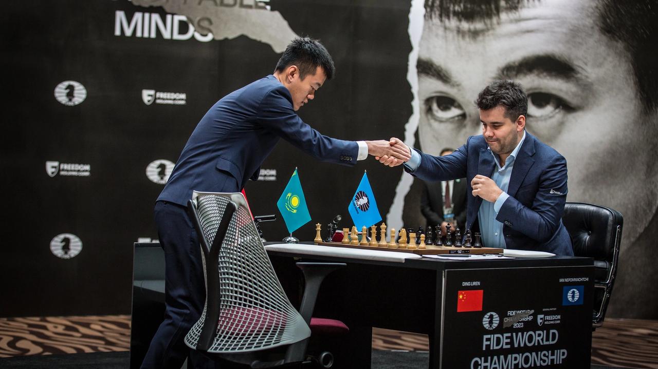 Thumbnail for article: World Chess Weekly : Ding laisse entendre qu'il reviendra alors que son vainqueur Gukesh fait face à un examen minutieux