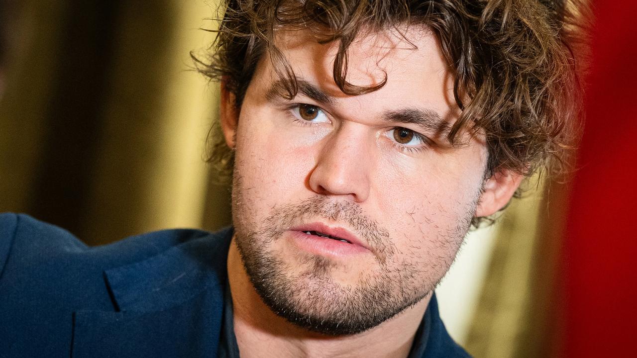 Thumbnail for article: Magnus torna a Saint Louis per la prima volta dopo lo scandalo di cheating di Hans Niemann