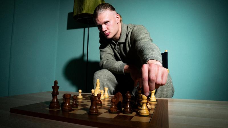 Manchester City star is backing the Total Chess project.