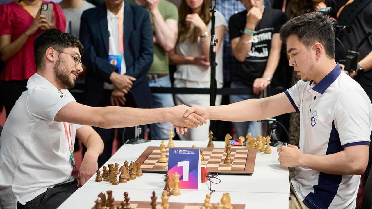 Thumbnail for article: Course pour les Candidates : le London Chess Classic vient de s’emballer