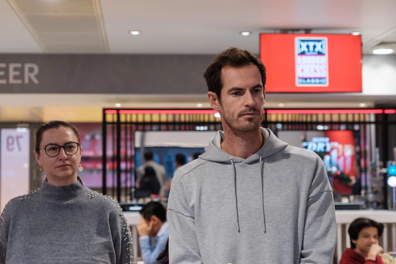 Andy Murray přijíždí na Emirates. Foto: John Saunders/Chess in Schools and Communities.