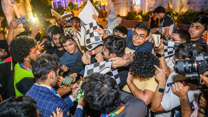 Thumbnail for article: World Chess Weekly: World Cup Shows Off Game In All Its Glory