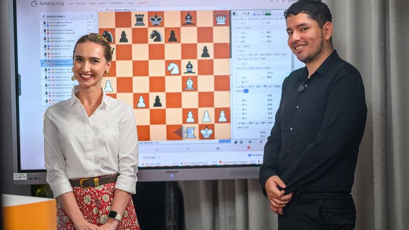 GM Jose Martinez analysing his win with WGM Keti Tsatsalashvili.