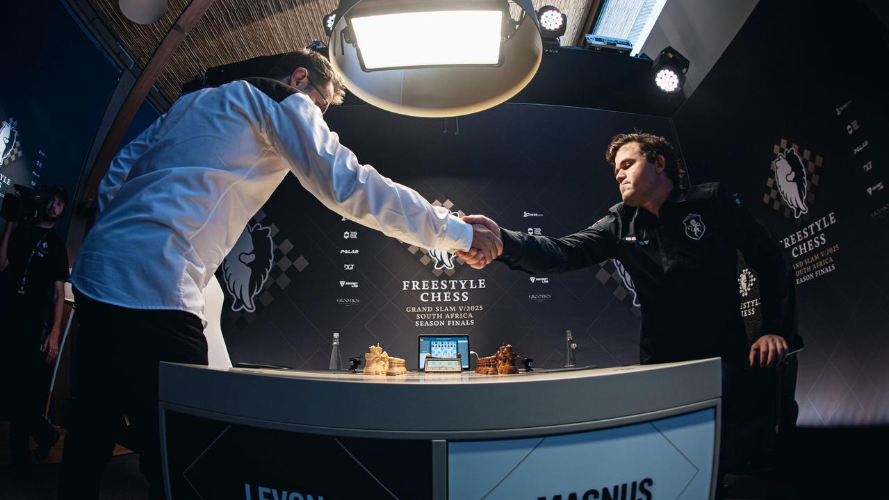 Thumbnail for article: World Chess Weekly: An Outbreak Of Seasonal Goodwill Between FIDE And Freestyle?