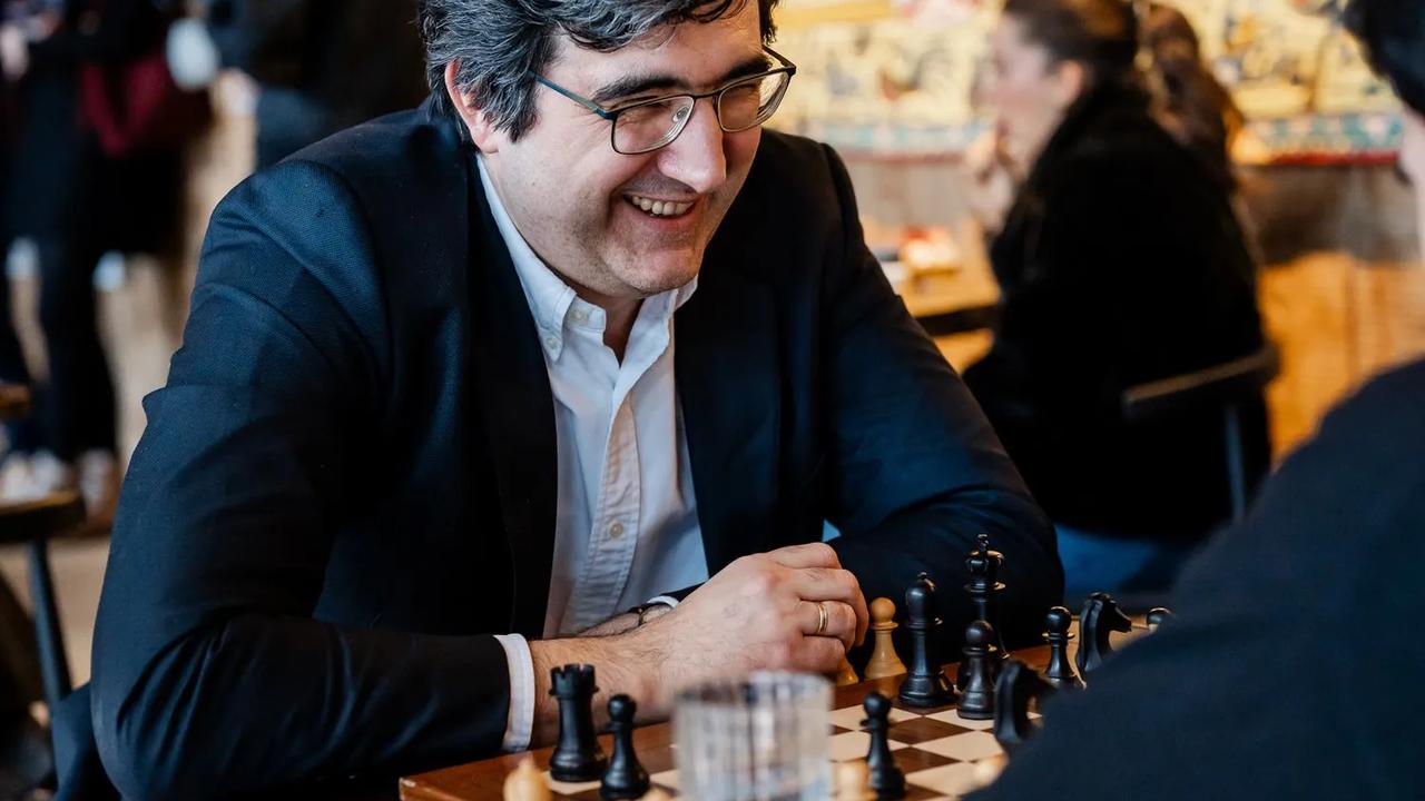 Thumbnail for article: Chess Twitter Logs On, Immediately Regrets It