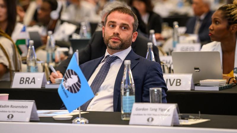 Turlov defeated Germany's FIDE delegate Wadim Rosenstein 110-85.