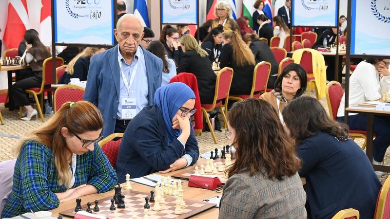France drew 2-2 with Azerbaijan in R3 of the Women's section at the European Team Chess Championships. Photo: European Chess Union.