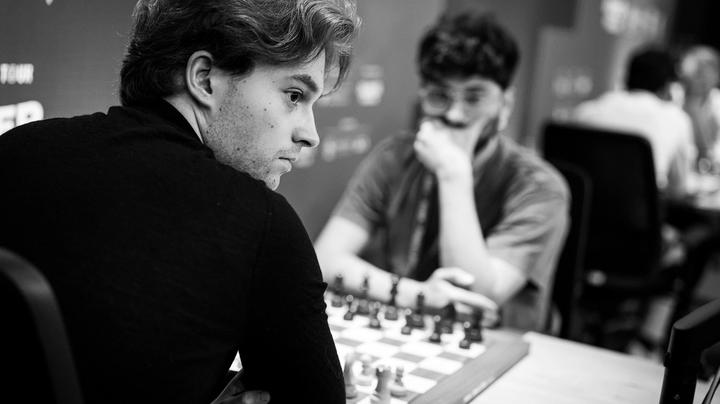 Thumbnail for article: World Chess Weekly: Recorde de Carlsen, Limites de Mandato Assombram Dvorkovich e Zagreb Assume o Centro do Palco