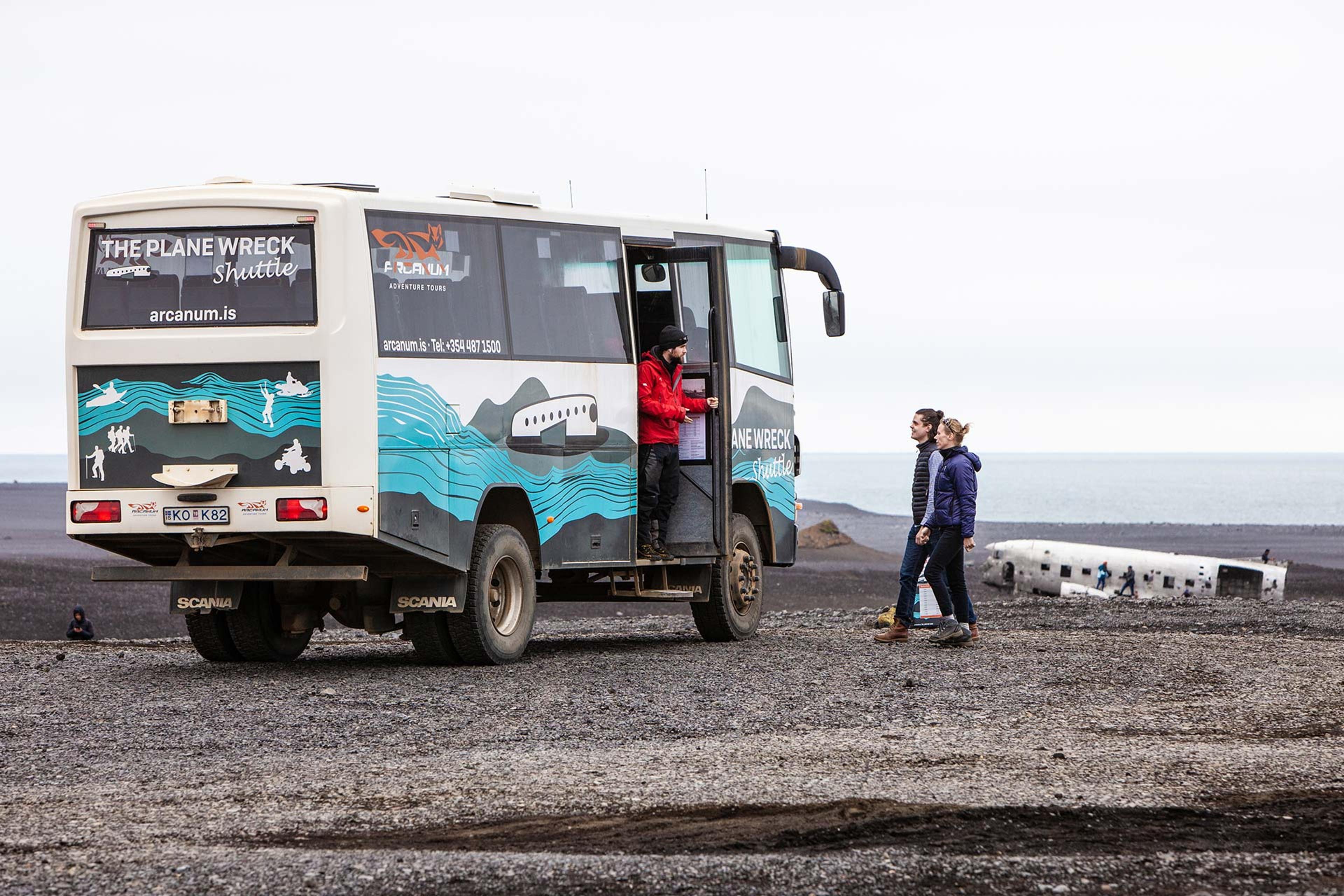 People getting back to the shuttle after exploring the dc3 wreck