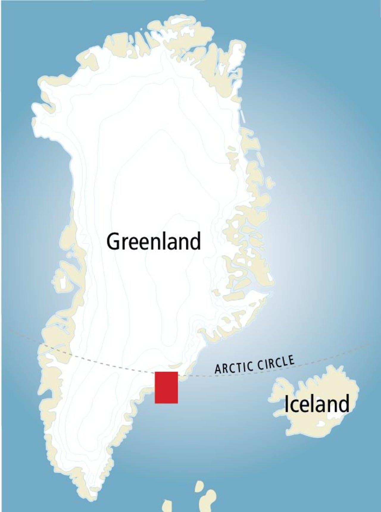 A map of Greenland showing where the Arctic Circle crosses the country